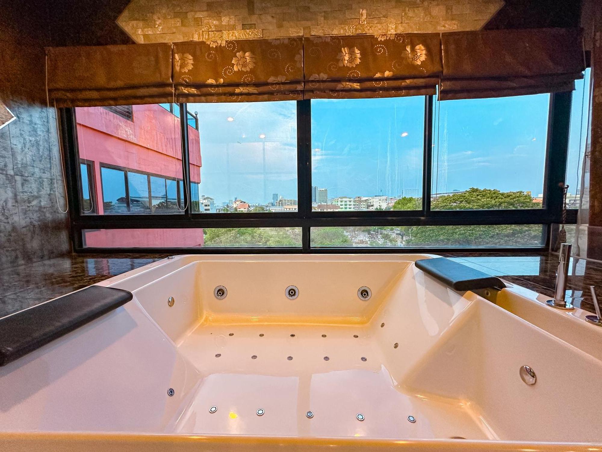 Hotel Thongtara House Boutique Srinakarin Bangkok Zewnętrze zdjęcie